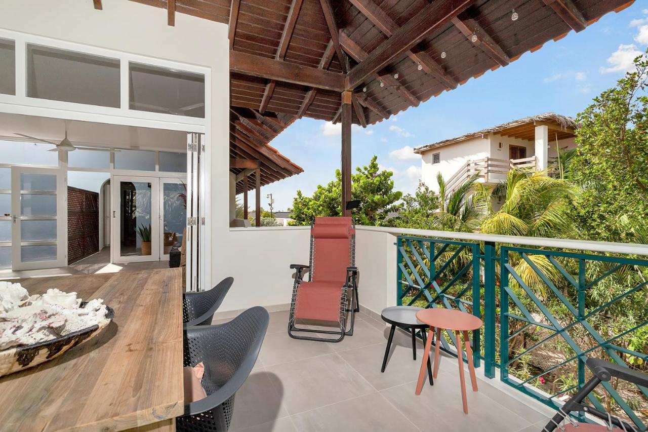 Apartment Turtle At Windsock Beach Playa Exterior photo